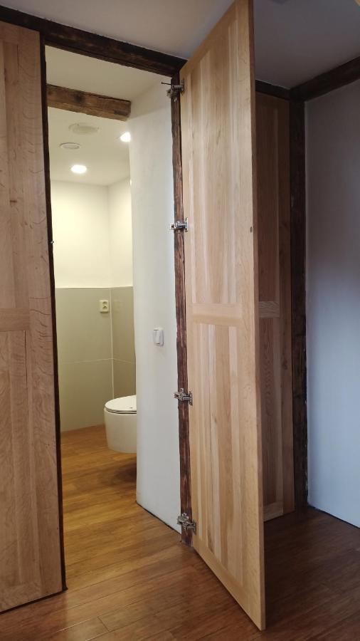 Bydleni V Centru Ov Blizko Stodolni, Bez Vytahu Apartment Ostrava Exterior foto