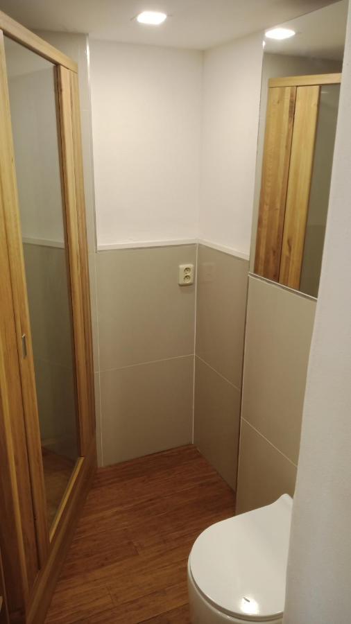 Bydleni V Centru Ov Blizko Stodolni, Bez Vytahu Apartment Ostrava Exterior foto