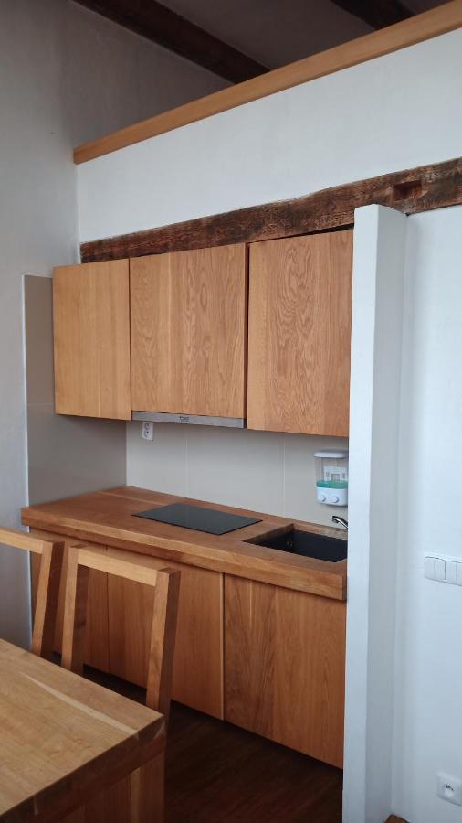 Bydleni V Centru Ov Blizko Stodolni, Bez Vytahu Apartment Ostrava Exterior foto