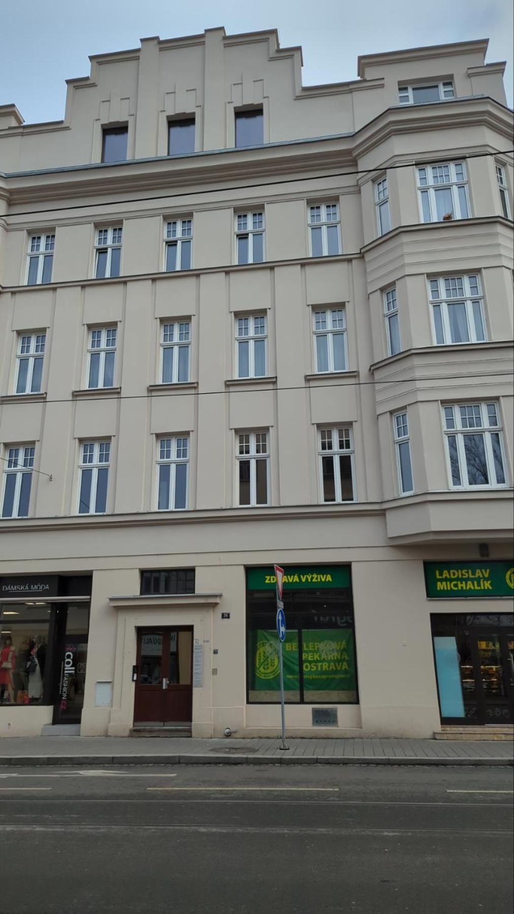 Bydleni V Centru Ov Blizko Stodolni, Bez Vytahu Apartment Ostrava Exterior foto